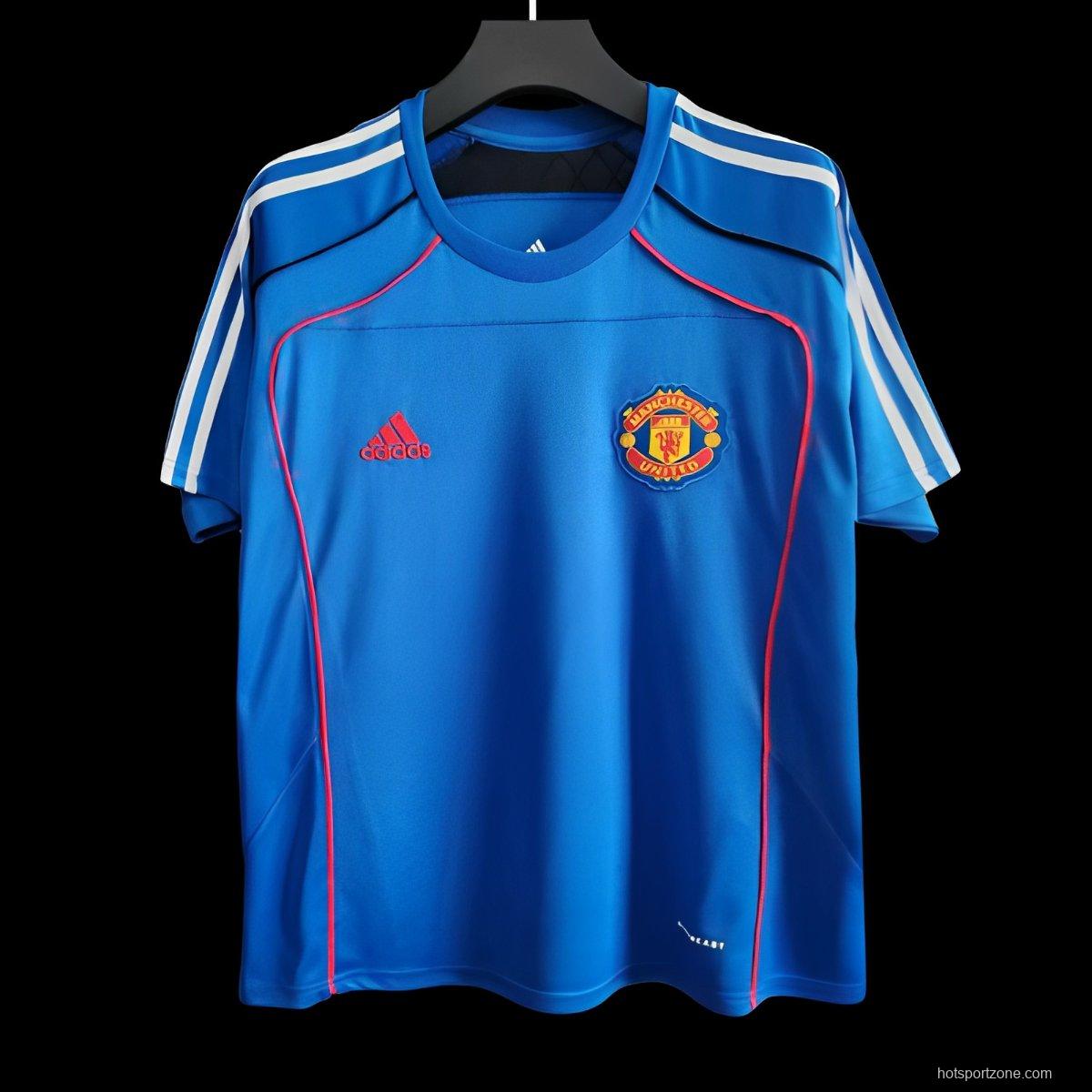 25/26 Manchester United Blue T-Shirt