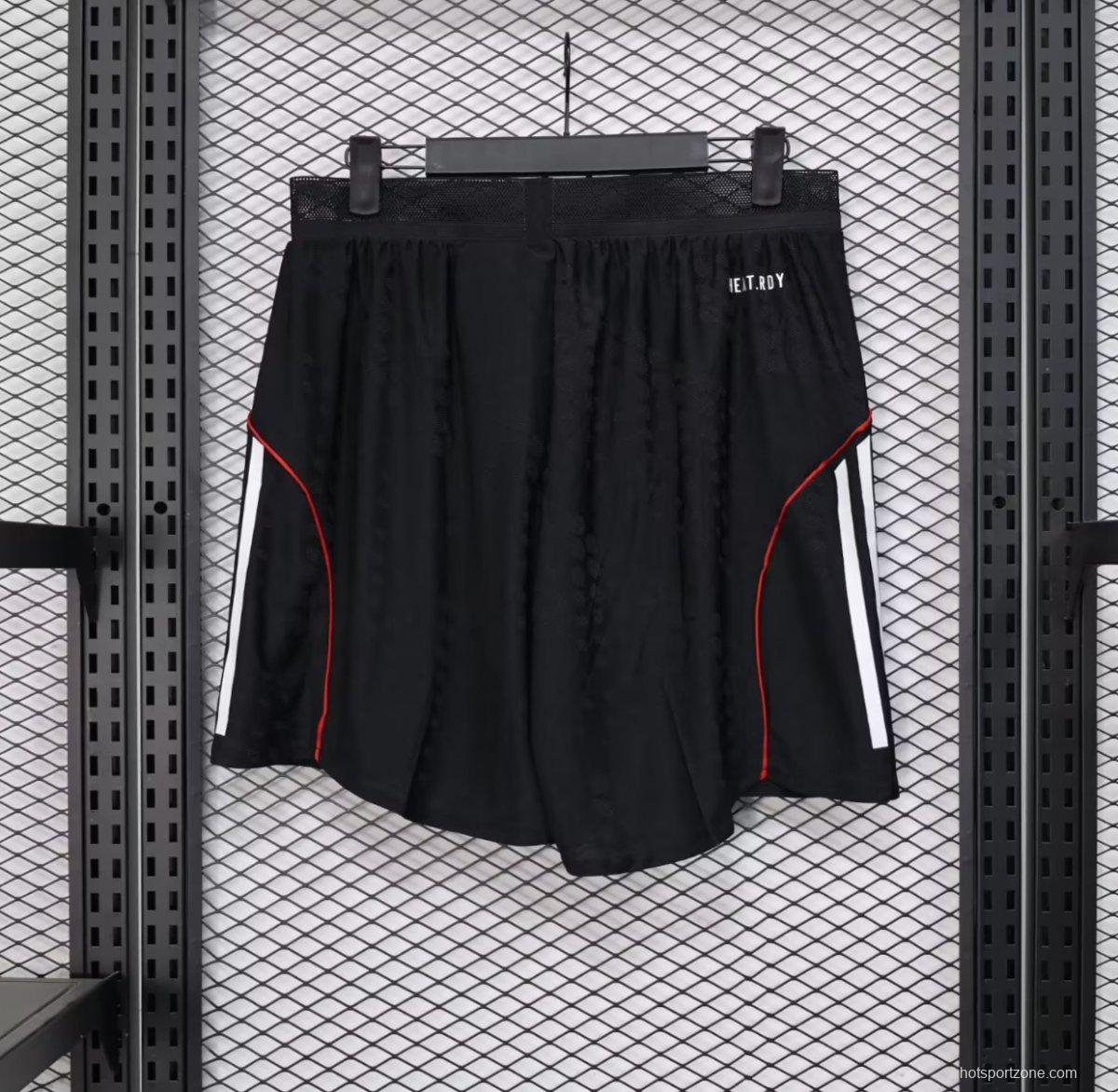 Player Version 25/26 Liverpool Away Shorts