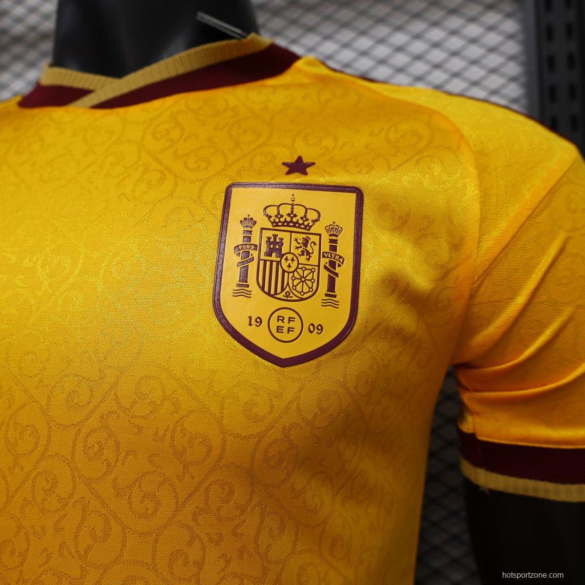 Player Version 2026 Spain Golden Special Jersey